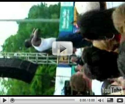 video45686453f968 Akon pleads guilty